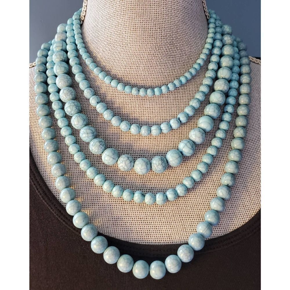 Women's Turquoise Beaded Necklace
